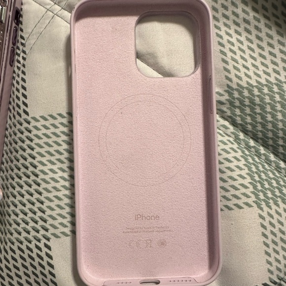 Apple Phone case - Picture 2 of 2